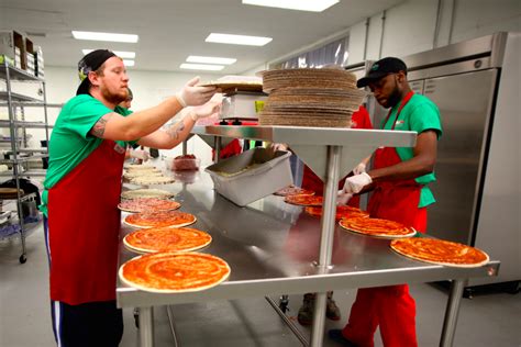 00 an hour. . Pizza maker jobs